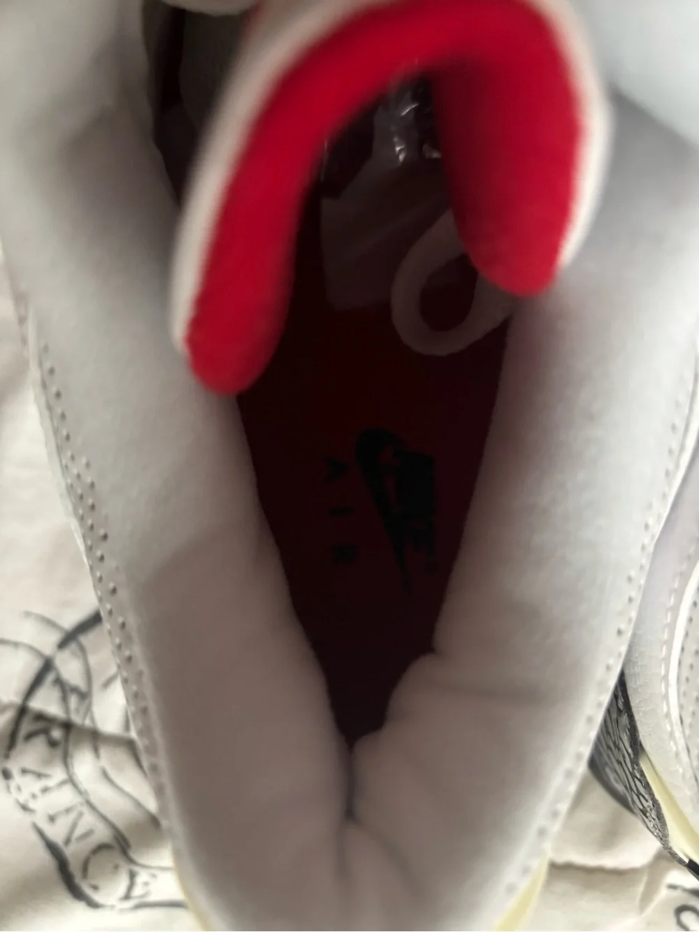 Jordan Men’s White and Red Retro Basketball Sneakers